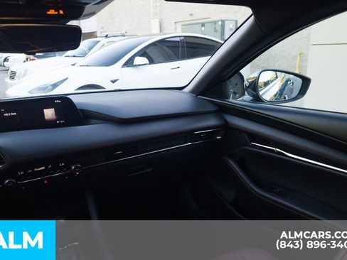 Used 2024 MAZDA MAZDA3 s image 18