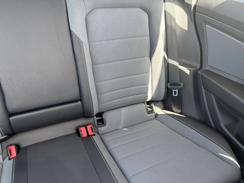 Used 2025 Volkswagen Jetta SE FWD image 38