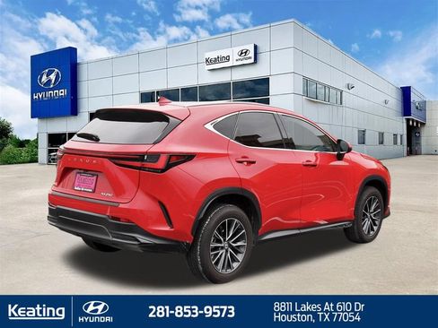Used 2024 Lexus NX 250 FWD w/ Towing Package (2000 Lbs) image 5