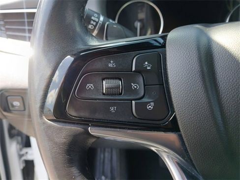 Used 2024 Buick Enclave Premium image 22