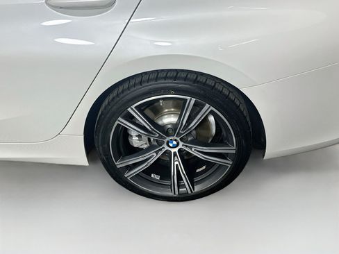 Used 2021 BMW 330i Sedan w/ Convenience Package RWD image 11