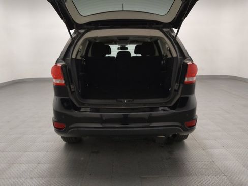 Used 2019 Dodge Journey SE FWD image 29