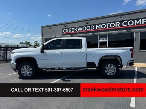 Used 2025 Chevrolet Silverado 2500 LT w/ Convenience Package AWD/4WD image 6
