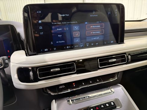 New 2026 Lincoln Aviator 2WD image 20