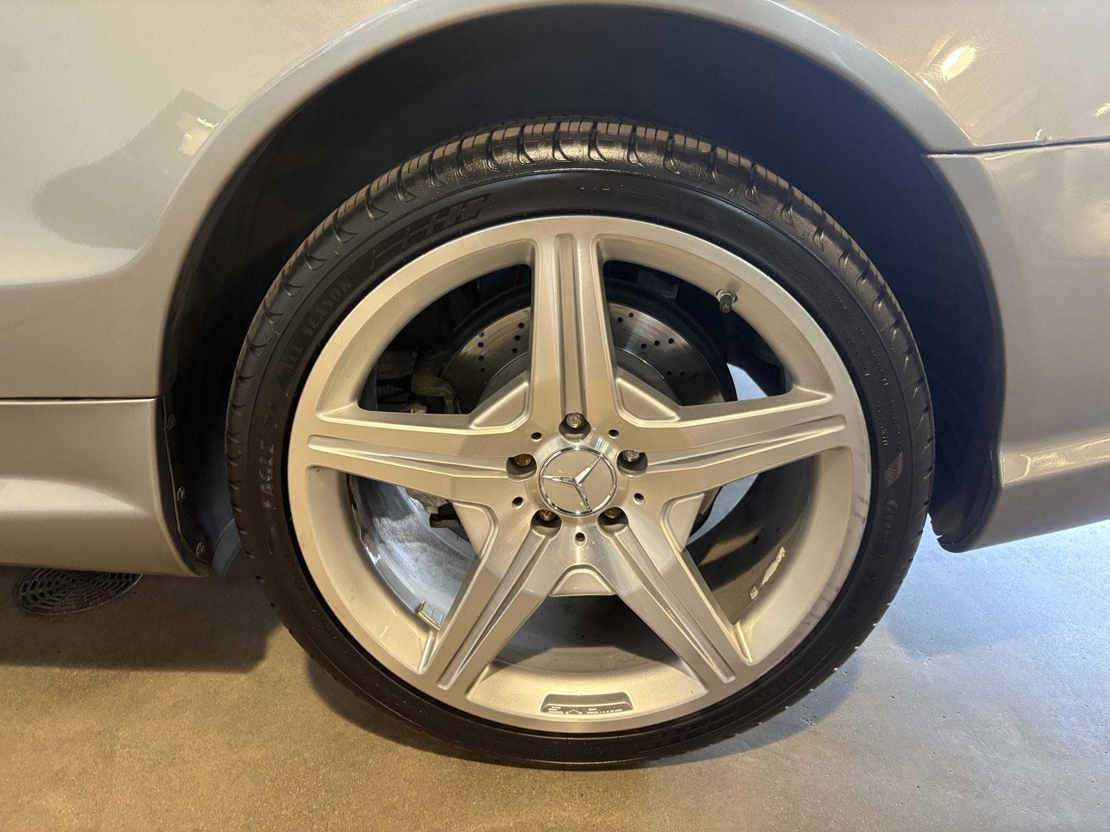Used 2009 Mercedes-Benz SL 550 image 33