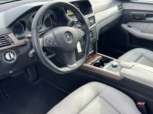 Used 2010 Mercedes-Benz E 350 Sedan image 15
