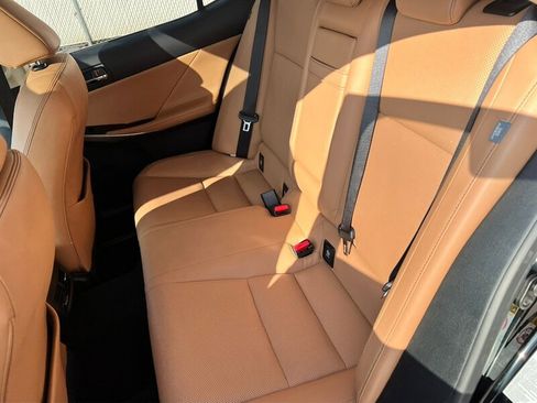 Used 2016 Lexus IS 300 image 22