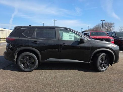 New 2026 Nissan Rogue SV w/ Cold Weather Package AWD/4WD image 22