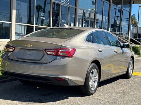 Used 2022 Chevrolet Malibu LT FWD image 5