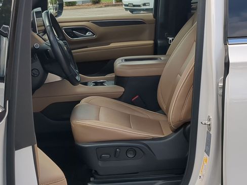 Used 2021 Chevrolet Tahoe Premier RWD image 12