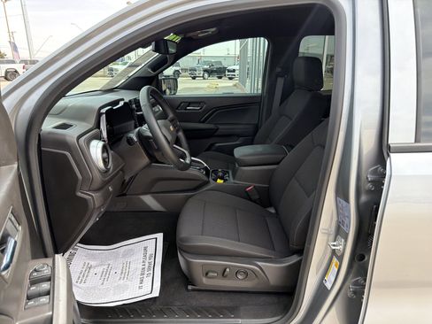 Used 2026 Chevrolet Colorado LT w/ Advanced Trailering Package image 13