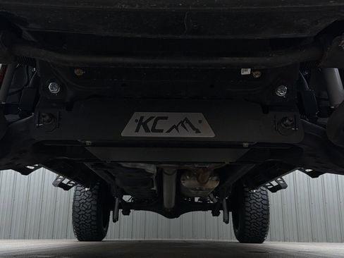 Used 2023 Toyota Tundra SR5 w/ SR5 Premium Package image 18