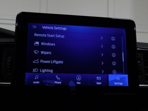 Used 2023 Ford Explorer Limited w/ Class IV Trailer Tow Package AWD/4WD image 68
