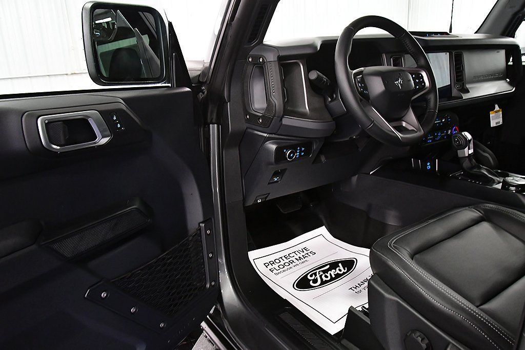 New 2025 Ford Bronco Big Bend w/ Black Diamond Package AWD/4WD image 14