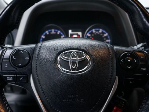 Used 2017 Toyota RAV4 XLE image 20