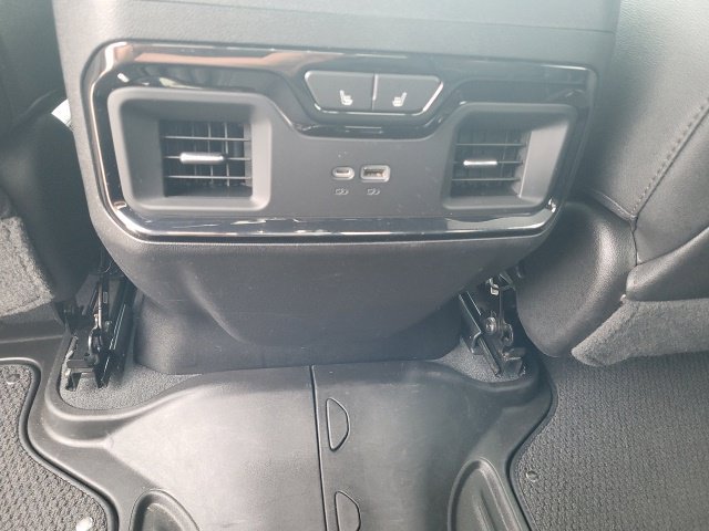 Used 2023 GMC Sierra 1500 AT4 w/ AT4 Preferred Package AWD/4WD image 19