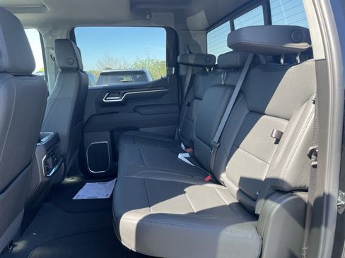 New 2026 GMC Sierra 1500 SLT w/ SLT Premium Package image 27