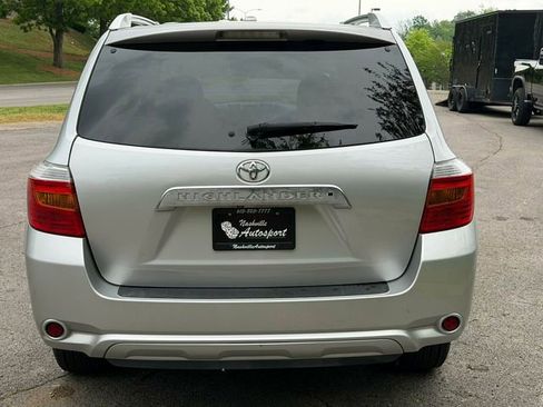 Used 2010 Toyota Highlander Limited FWD image 5