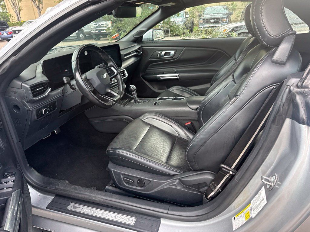Used 2024 Ford Mustang Premium RWD image 4