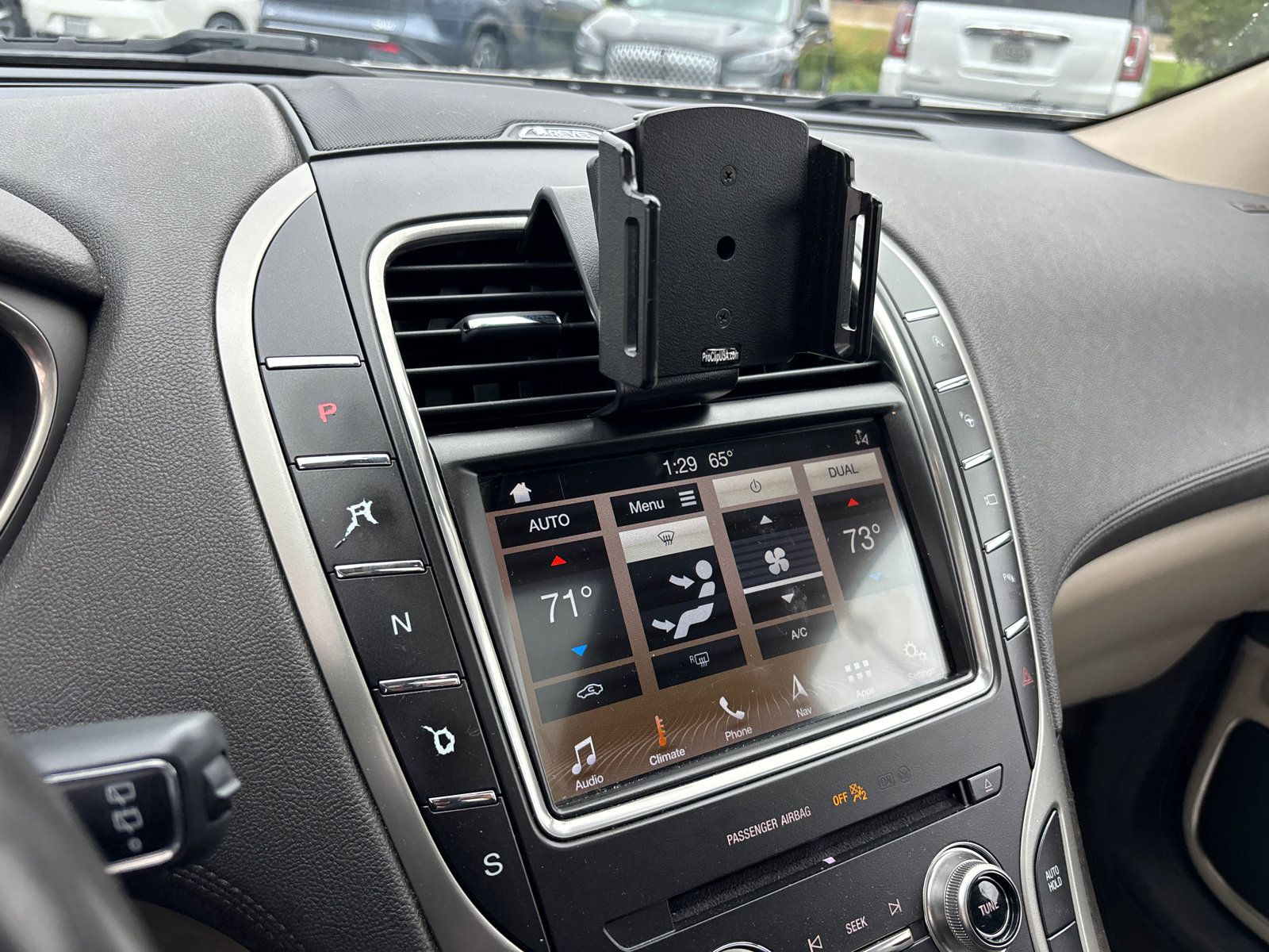 Used 2019 Lincoln Nautilus Reserve AWD/4WD image 19