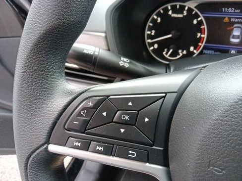 Used 2024 Nissan Altima 2.5 SV FWD image 18