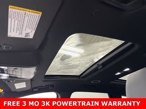 Used 2022 Buick Enclave Essence w/ Experience Buick Package image 20