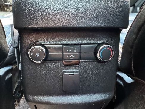 Used 2019 Ford Explorer Sport image 37
