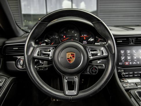 Certified 2018 Porsche 911 Carrera T RWD image 27