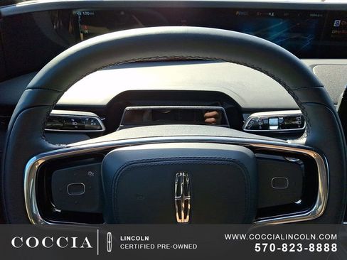 Certified 2025 Lincoln Nautilus Premier w/ Equipment Group 102A image 20