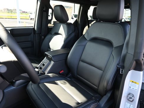 New 2026 Ford Bronco Outer Banks AWD/4WD image 33