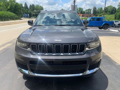 New 2025 Jeep Grand Cherokee L Laredo w/ Luxury Tech Group I image 3