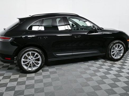 Certified 2025 Porsche Macan image 27