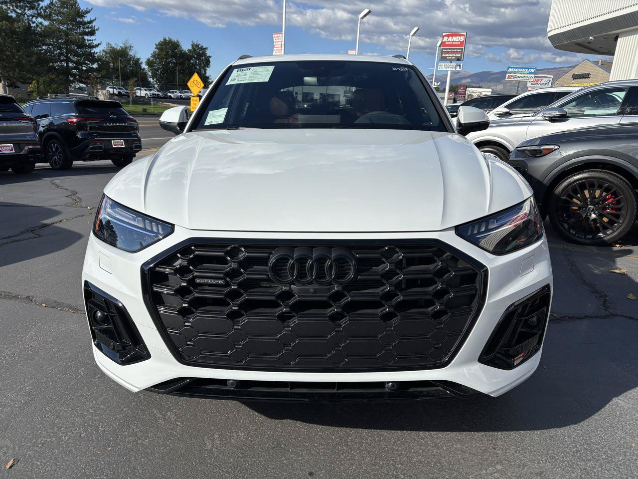 Used 2024 Audi Q5 e Prestige AWD/4WD image 11