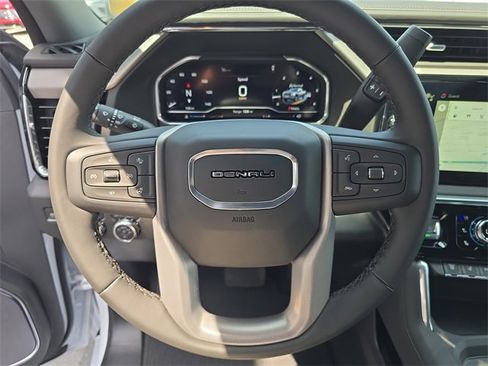 New 2025 GMC Sierra 2500 Denali image 28