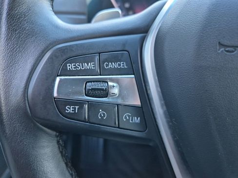 Used 2023 BMW 330i xDrive Sedan w/ Premium Package image 19