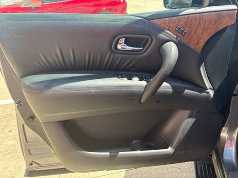 Used 2021 Nissan Armada SL w/ Captain's Chairs Package RWD image 21