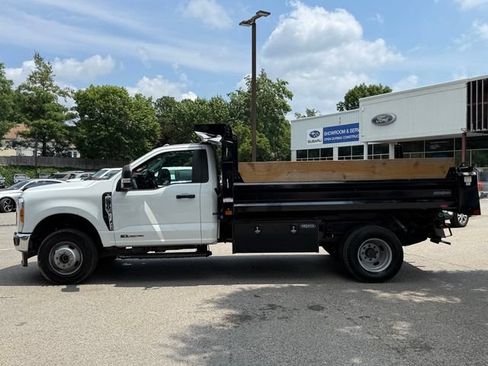 Used 2023 Ford F350 XL w/ Snow Plow Prep Package AWD/4WD image 4