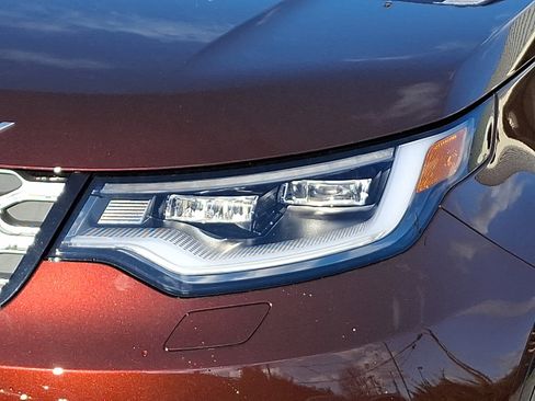 New 2026 Land Rover Discovery Limited Edition image 7