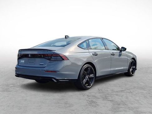 Used 2023 Honda Accord Sport image 5