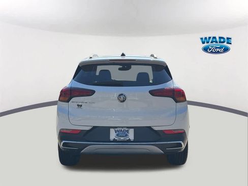 Used 2022 Buick Encore GX Essence image 6