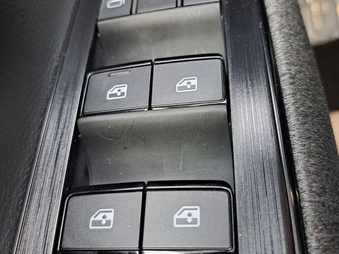 Used 2026 Nissan Kicks SV image 16