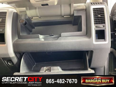 Used 2009 Dodge Ram 1500 Truck SLT image 25