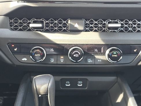 Used 2024 Honda Accord EX image 19