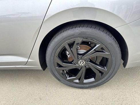 New 2026 Volkswagen Jetta SE FWD image 6