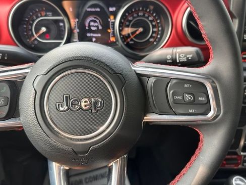 Used 2023 Jeep Gladiator Rubicon w/ Cold Weather Group AWD/4WD image 23