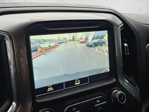 Used 2021 Chevrolet Silverado 1500 LT Trail Boss w/ Convenience Package II image 26