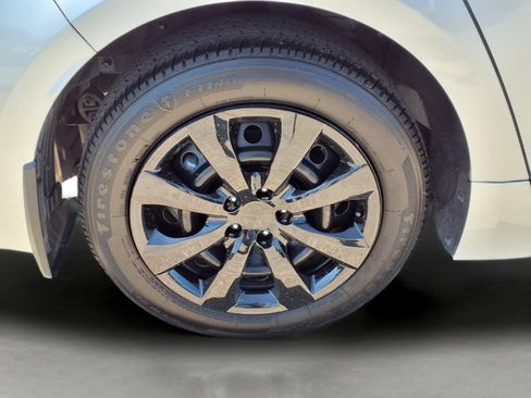 Used 2026 Toyota Corolla LE FWD image 9