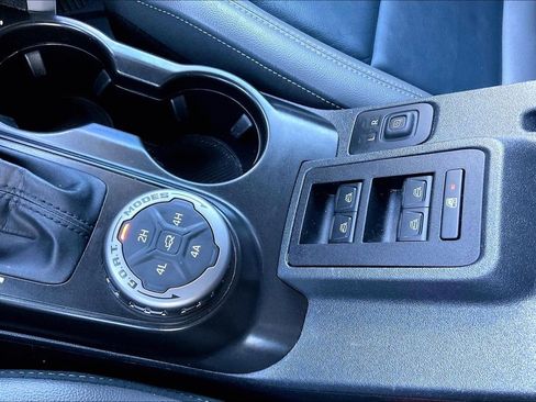 Certified 2022 Ford Bronco Outer Banks image 24