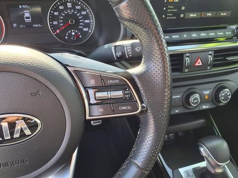 Used 2021 Kia Forte GT-Line image 18