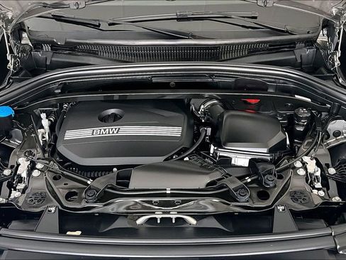 Used 2025 BMW X1 xDrive28i image 12